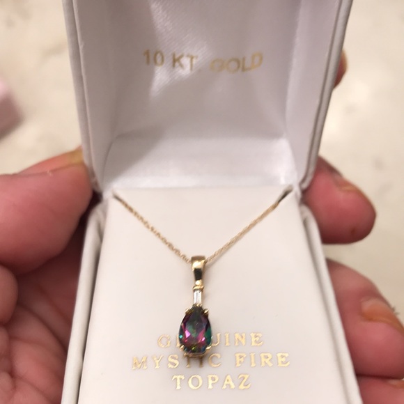 10k Mystic Fire Topaz pendant - Picture 3 of 5